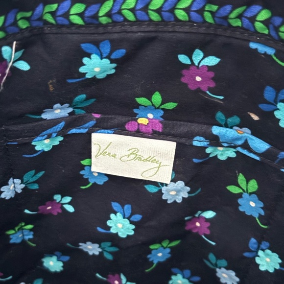 Vera Bradley large Tote. Midnight Blues Floral. - Picture 3 of 5